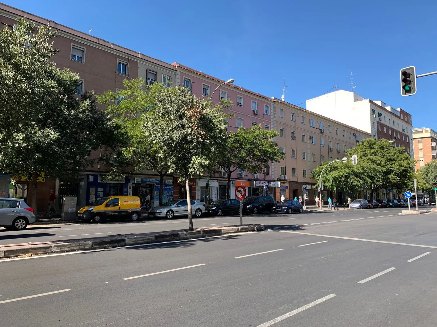 Piso en Calle de Antonio López, Moscardó - Foto 2