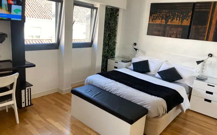 Estudio en Calle de Víctor Hugo, 5 - Foto 1