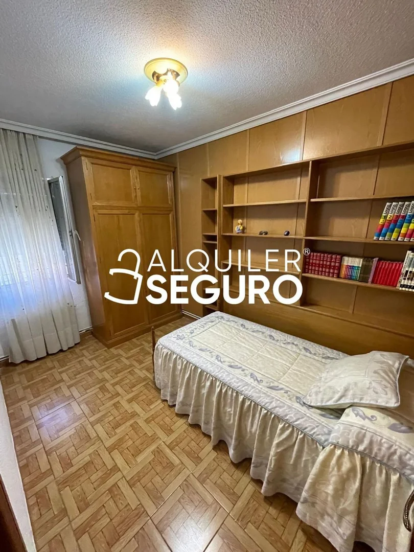 Piso en Travesía de Santoña, Zofío - Foto 12
