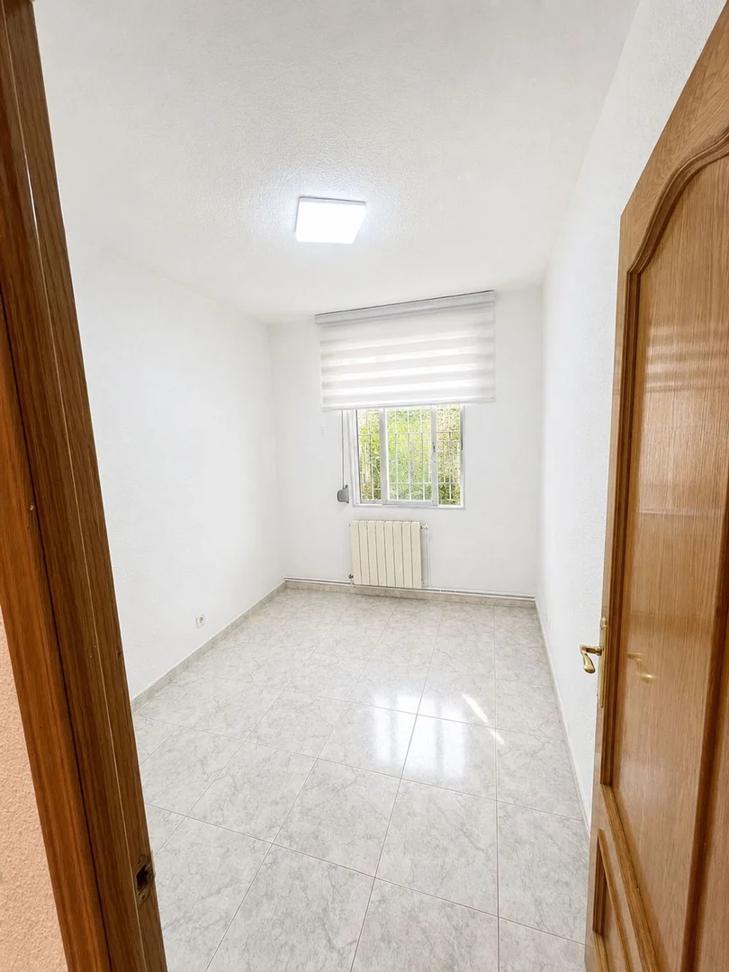 Piso en Calle de Sierra Morena, 1, Casco Histórico de Vallecas - Foto 13