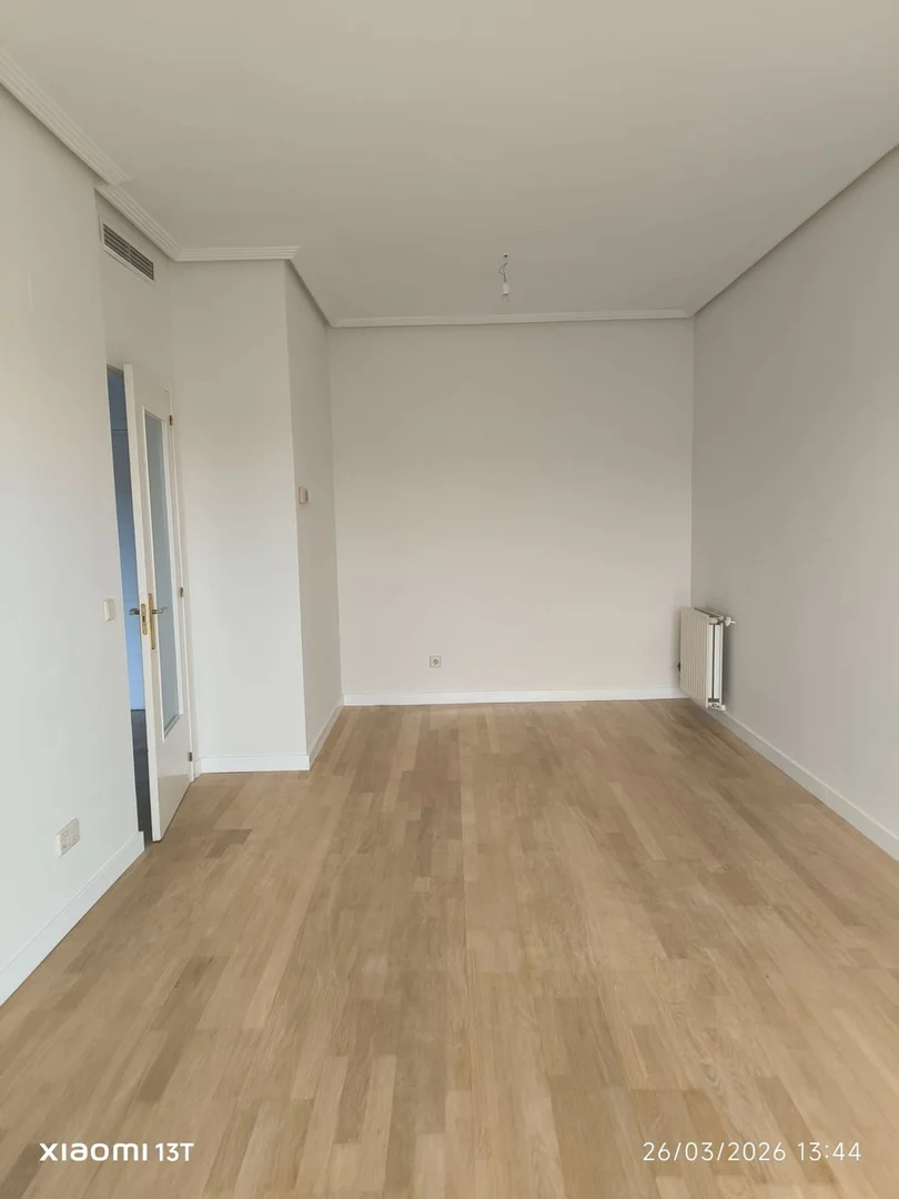 Piso en avenida de Camilo José Cela, 21 - Foto 2