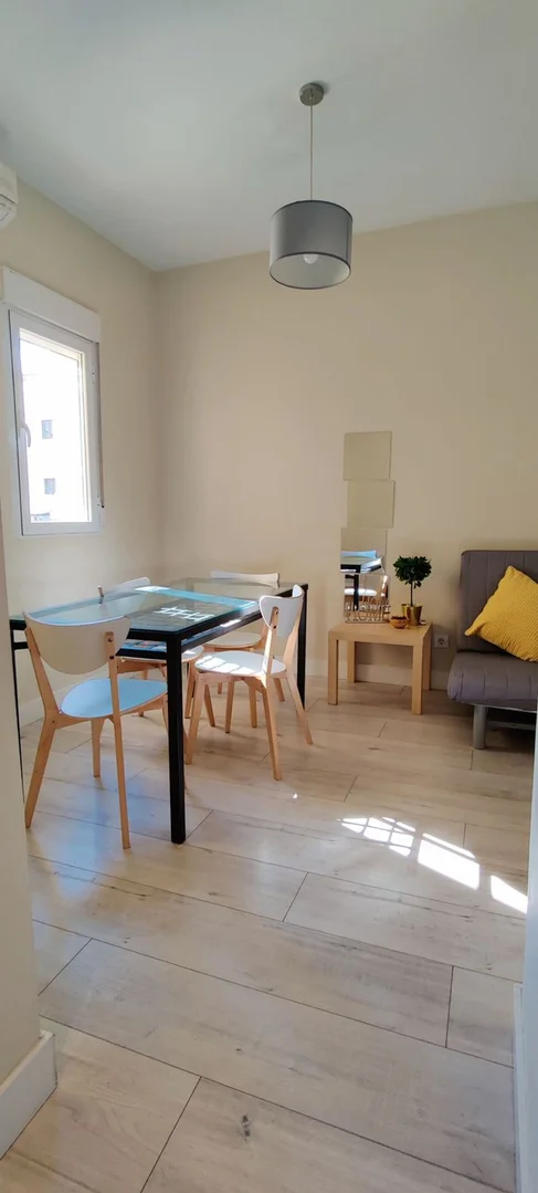 Piso en avenida de Menéndez Pelayo, 20