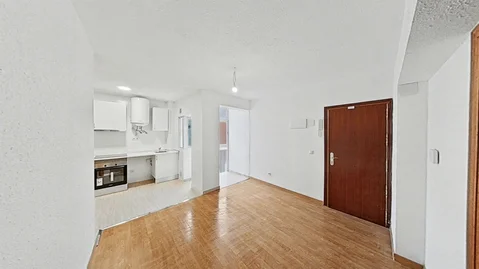 Piso en Barrio Entrevías - Foto 1