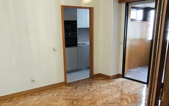 Piso en Calle de Santiago de Compostela, 26 - Foto 1