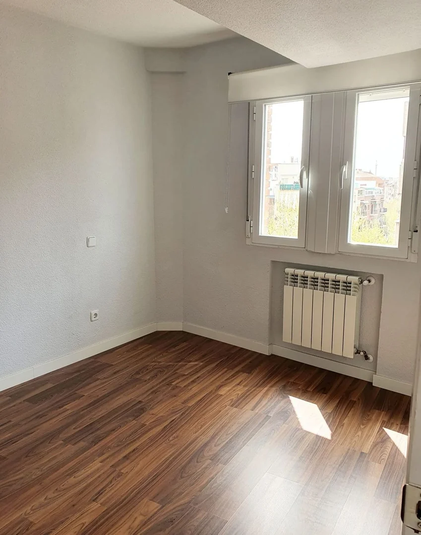 Piso en Infanta Mercedes, 81 - Foto 4