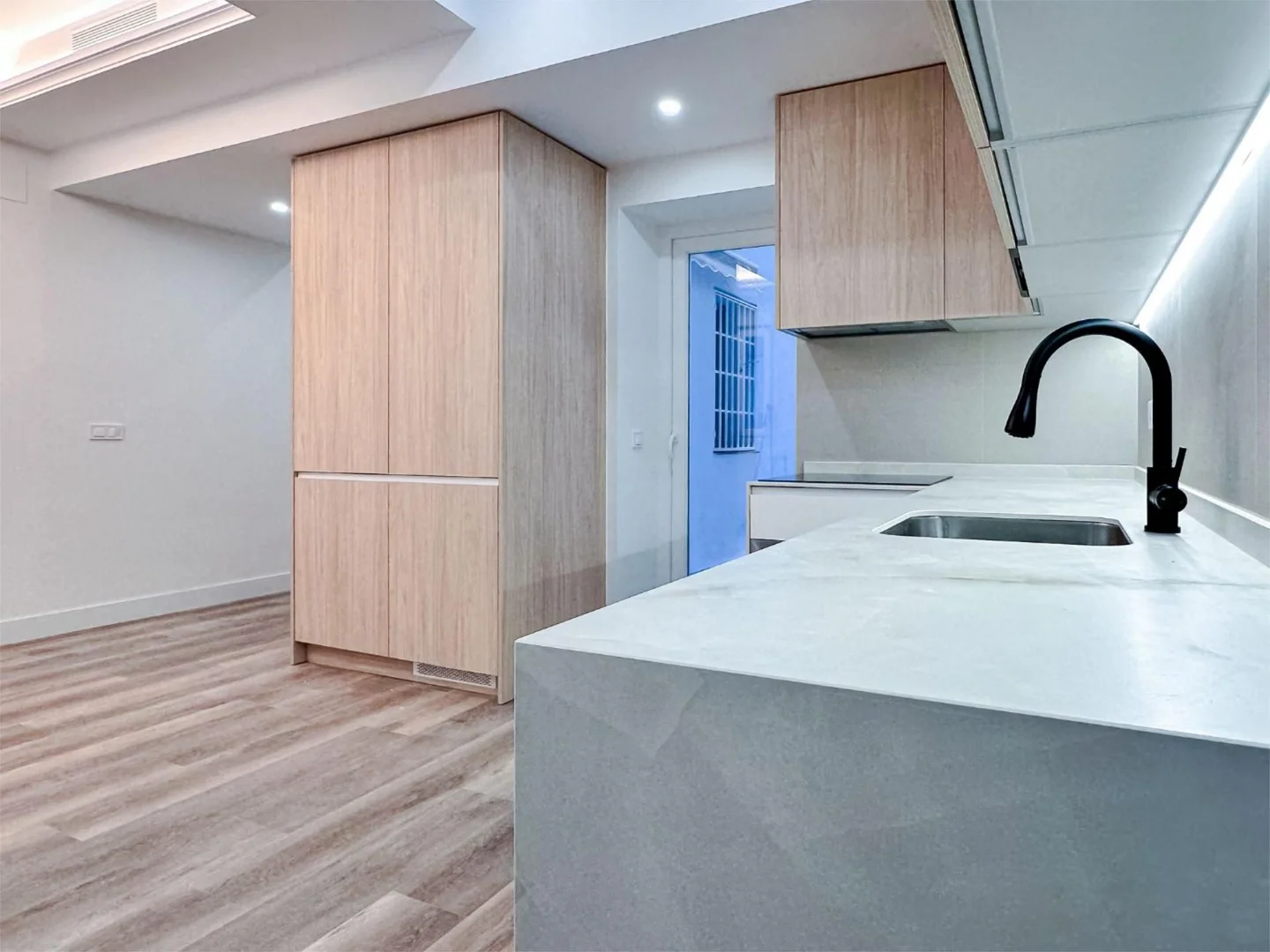 Piso en  Calle de Máiquez 36 - Foto 8