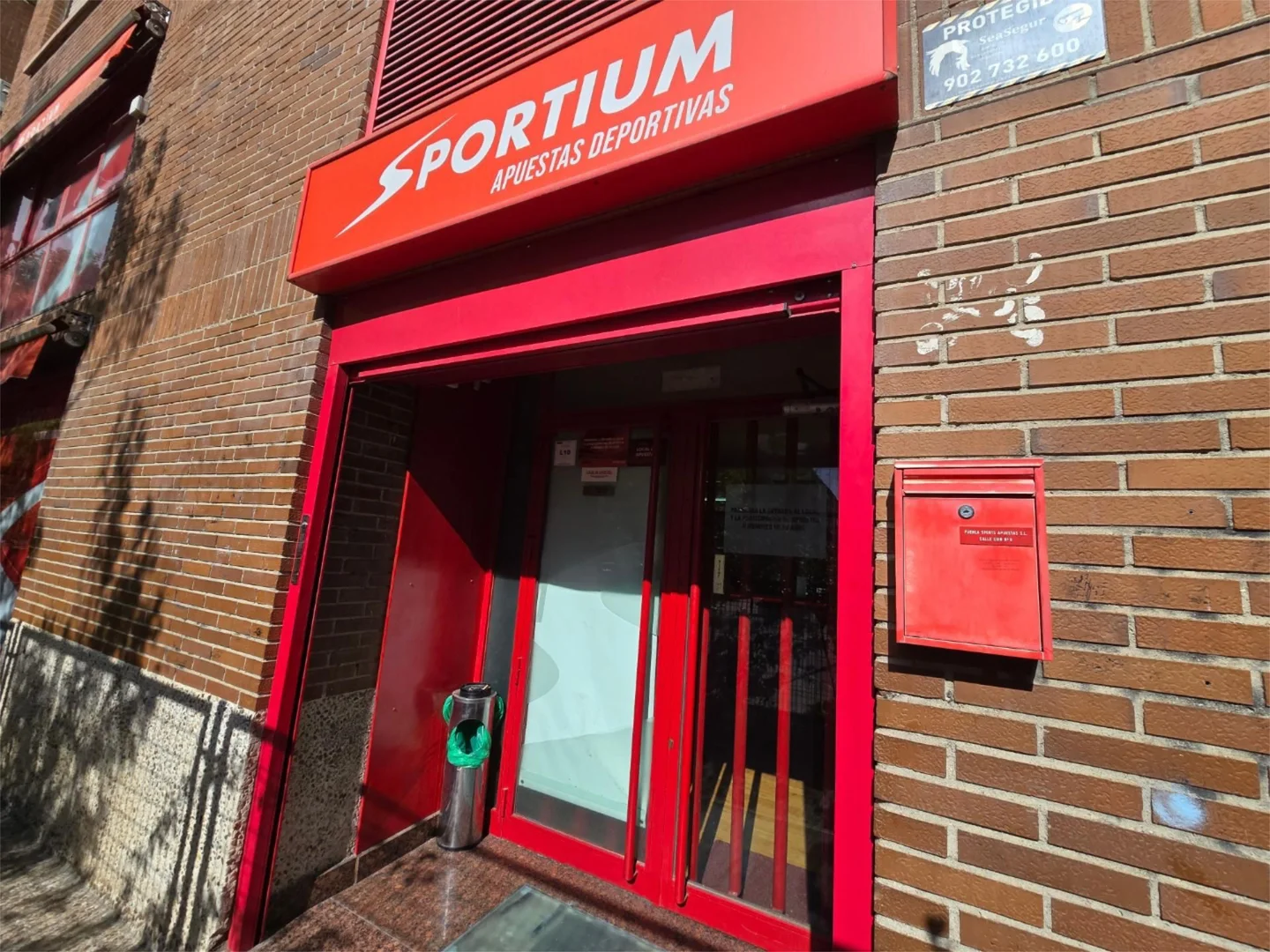 Local comercial en calle Calle Coín 9