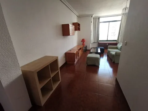 Piso en  Calle de Coslada 18 - Foto 1