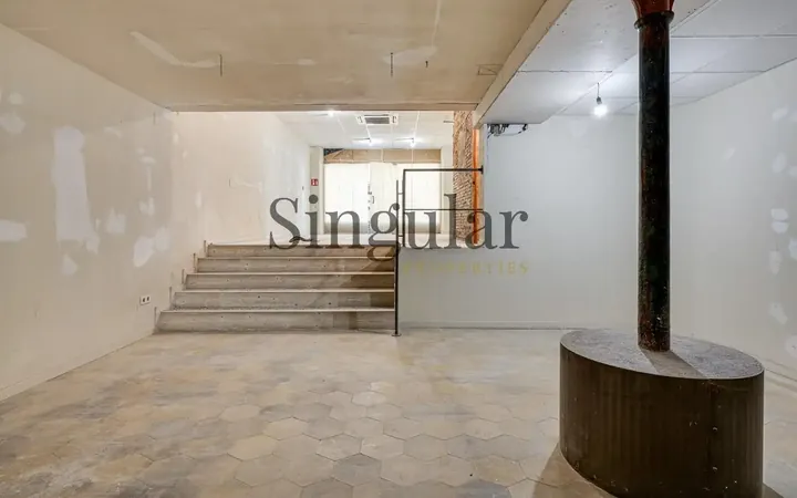 Local comercial en  Carrer de la Creu Coberta - Foto 10