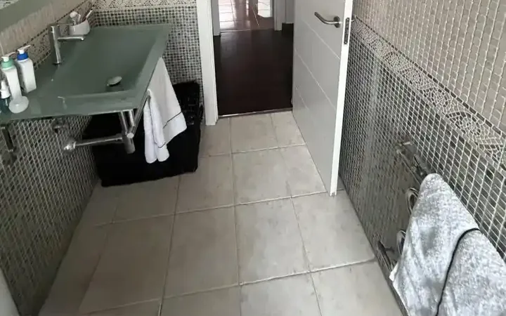 Piso en  Calle de María Sevilla Diago 36 - Foto 19