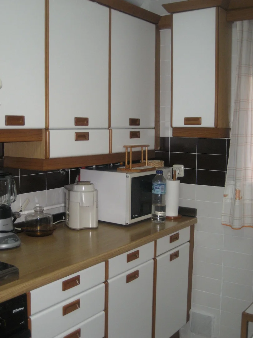 Chalet adosado en Barrio Orcasitas - Foto 3