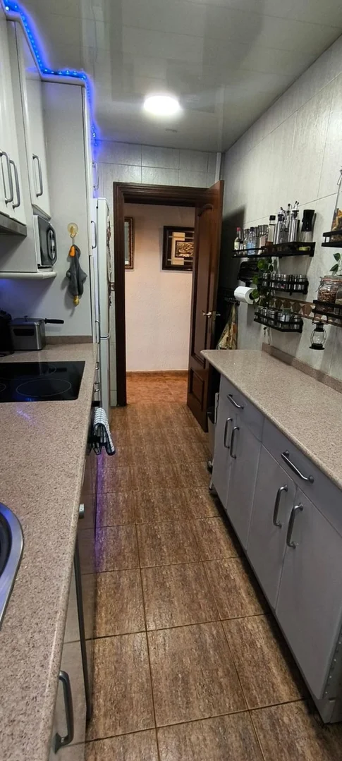 Piso en calle d'Espronceda, 6 - Foto 5