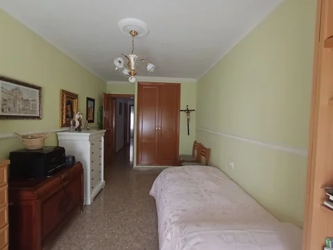 Piso en Barrio Ciutat Jardí - Foto 4