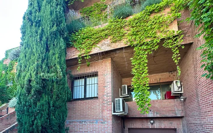 Edificio de uso mixto en Calle de la Hiedra - Foto 2