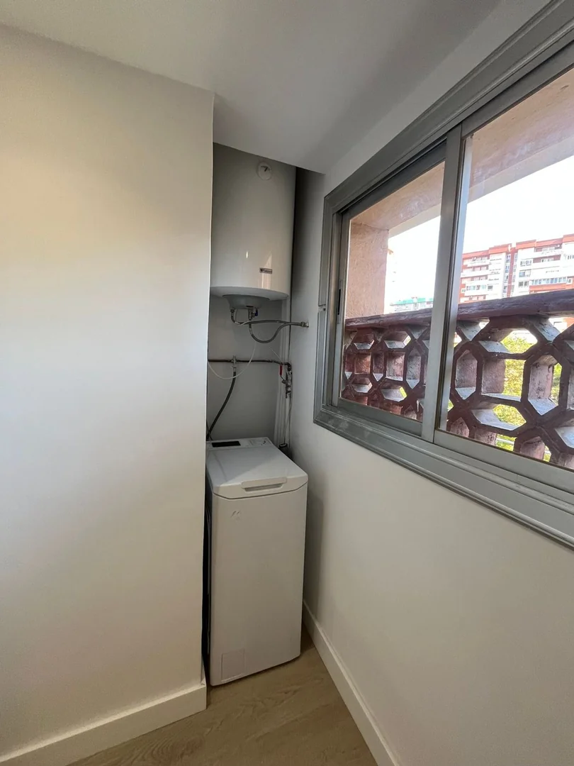 Piso en Plaza de Palestina, 7, Sant Genís Dels Agudells - Montbau - Foto 4