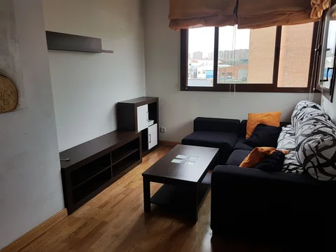 Piso en calle del Puerto de Pozazal, 37 - Foto 2