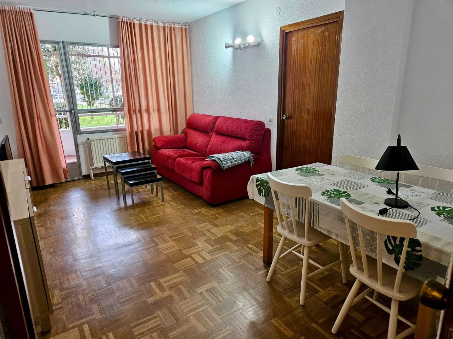 Piso en avenida de El Ferrol, 29 - Foto 1