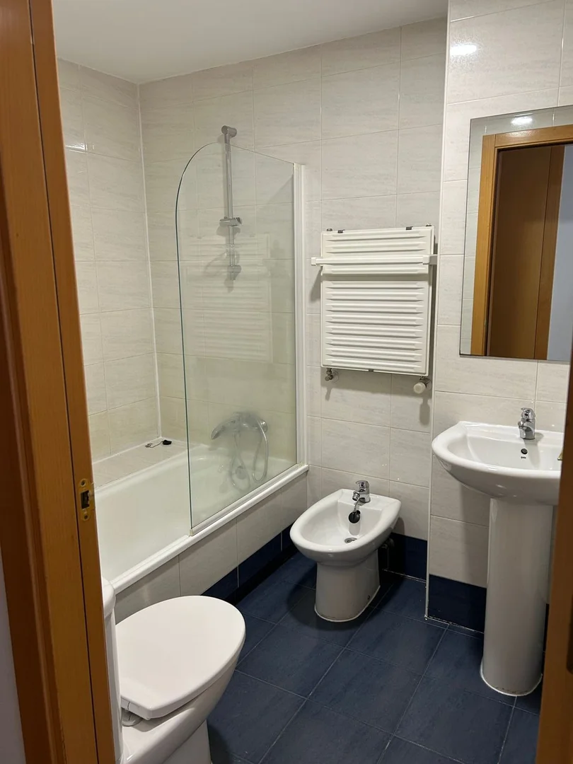 Piso en calle de Isabel Clara Eugenia, 48 - Foto 13