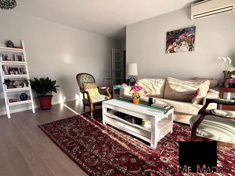 Piso en Bulevar de Indalecio Prieto - Foto 3