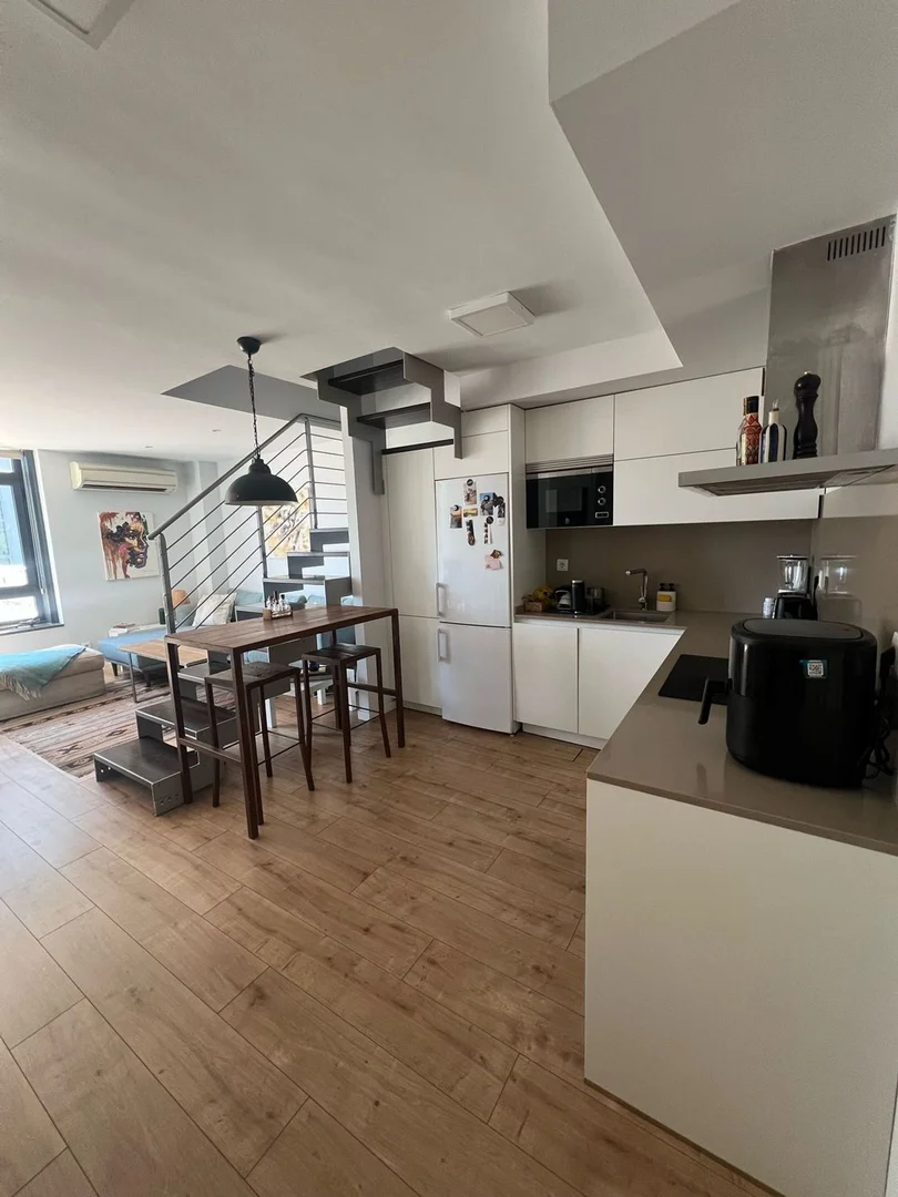 Dúplex en calle de Manuel Pombo Angulo, 10 - Foto 1