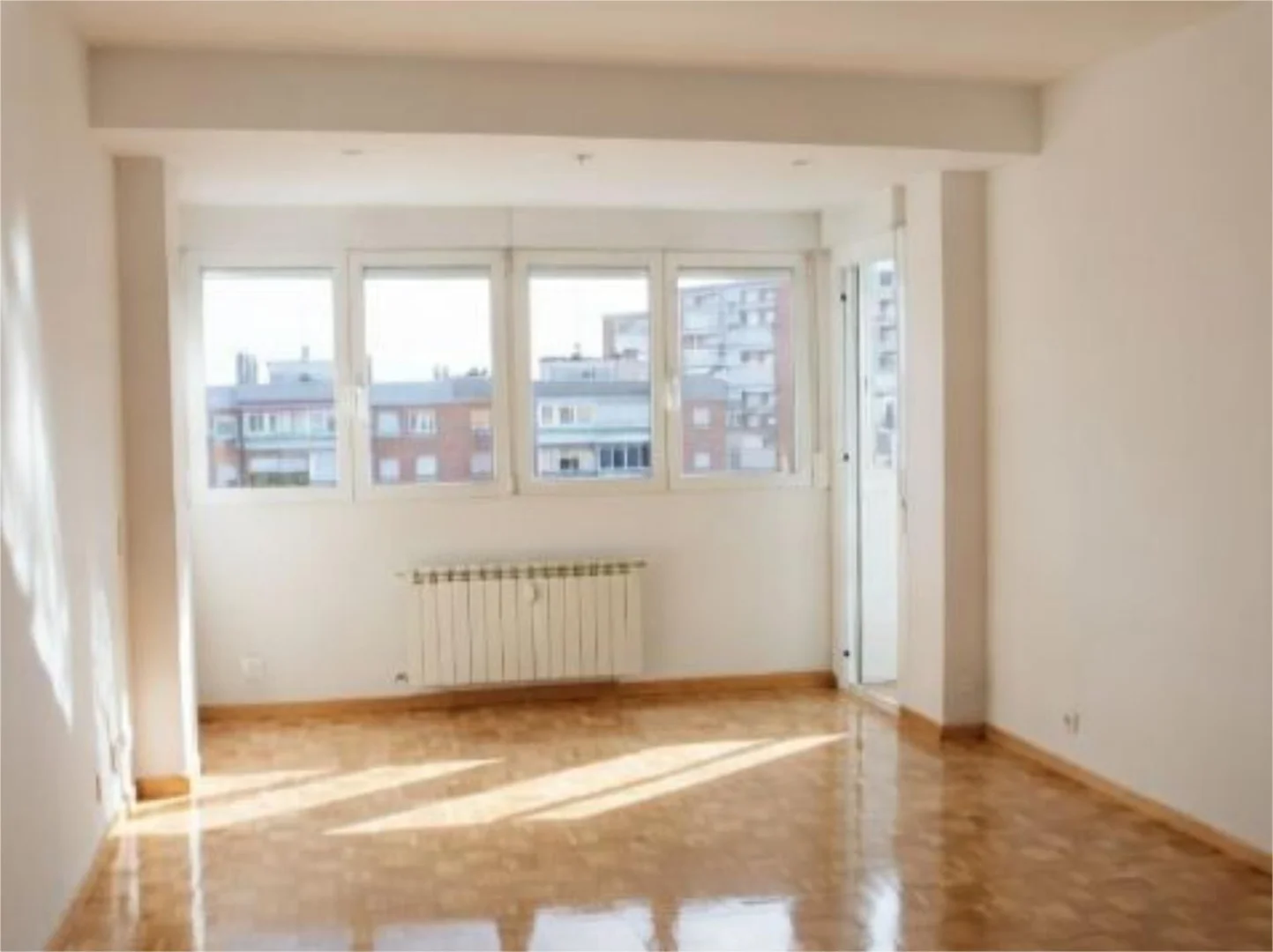 Piso en  Calle de Maqueda 10 - Foto 2