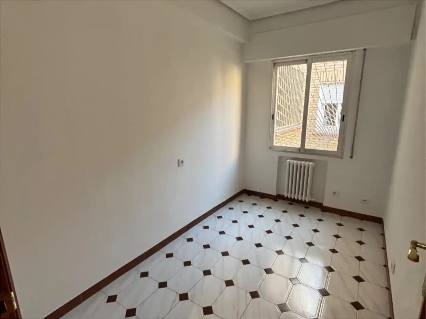 Piso en  Calle de Eduardo Benot 2 - Foto 51