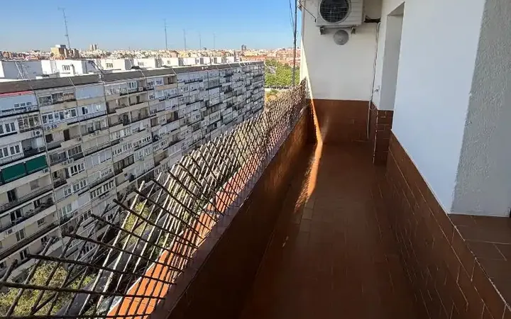 Piso en  Calle de la Virgen del Coro - Foto 1