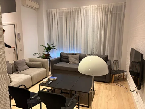 Piso en calle de Sirio, 12 - Foto 5