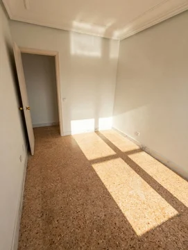 Piso en Via Lusitana - Foto 6