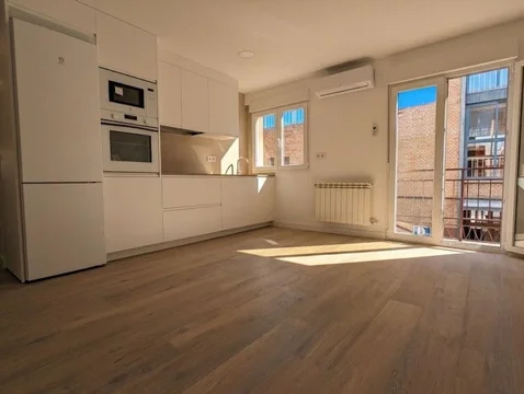 Piso en calle del Cañaveral, 101 - Foto 1