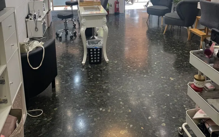 Local en Centro estético en Travesía de Gràcia, 117, Vila de Gràcia - Foto 3