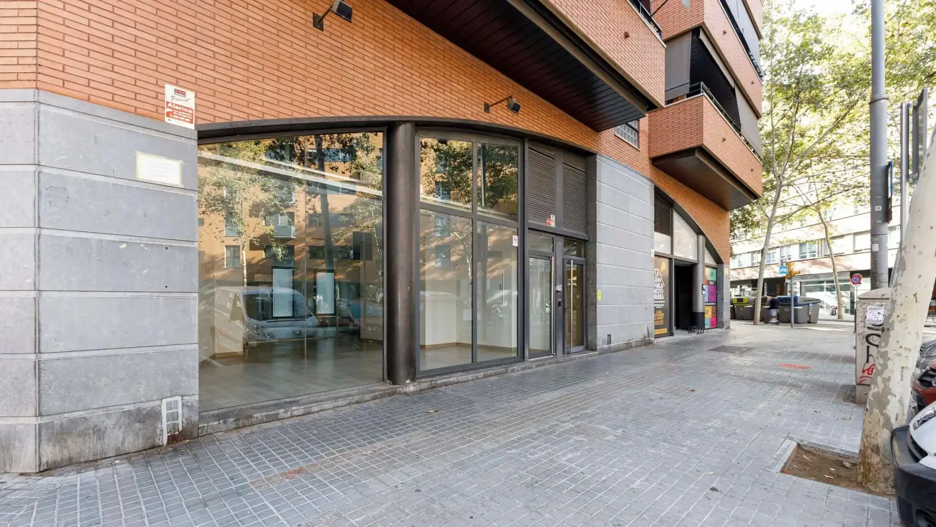 Local comercial en   CALLE BILBAO 180 - Foto 13