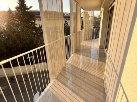 Piso en  Calle de Poblet 4 - Foto 2