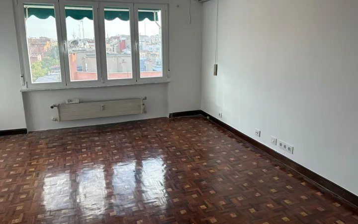 Piso en Calle de la Reina Mercedes, 9, Cuatro Caminos - Foto 2