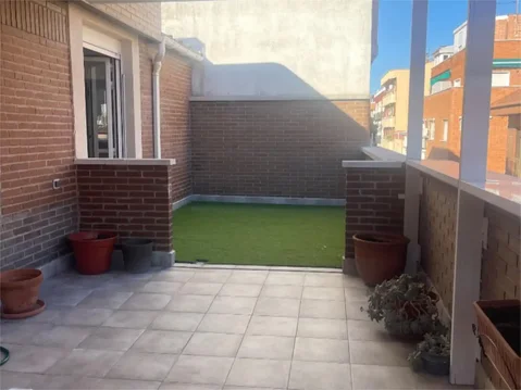 Piso en  Calle de Béjar 13 - Foto 23