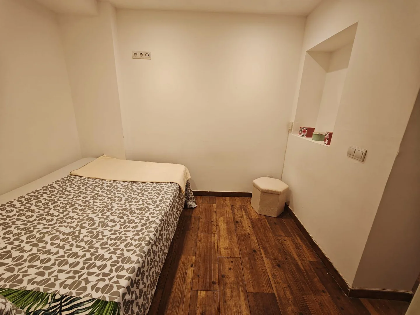 Estudio en Calle de Jesús y María, 34, Lavapiés-Embajadores - Foto 2