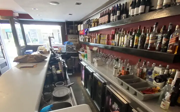Local comercial en  Barcelona Capital - Foto 3