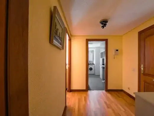 Piso en  Calle de Luis de Hoyos Sainz 18 - Foto 4