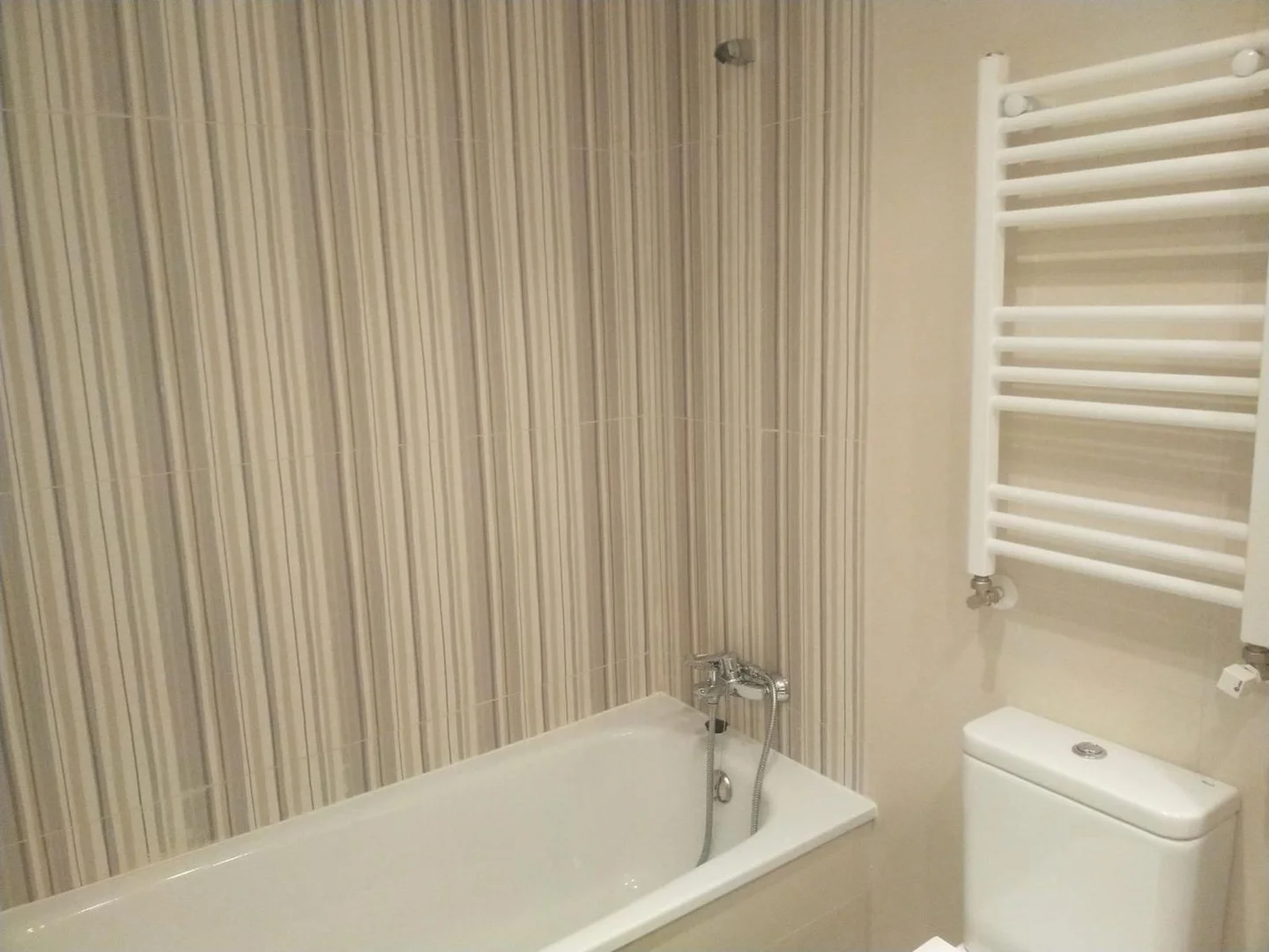 Piso en avenida de las Fuerzas Armadas, 142 - Foto 17