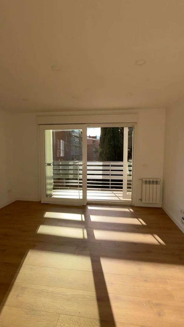 Piso en avenida de Cantabria, 11 - Foto 2