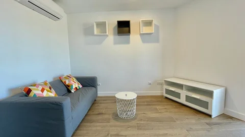 Estudio en calle de Algemesí, 26 - Foto 4