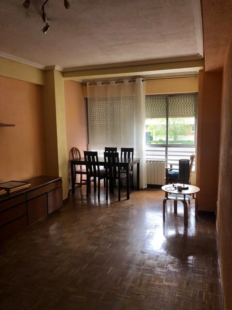 Piso en calle de la Isla de Arosa, 15