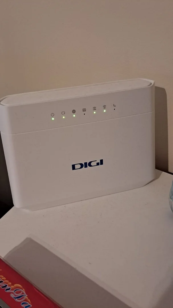 Piso en calle de Víctor Manuel III, 8 - Foto 1