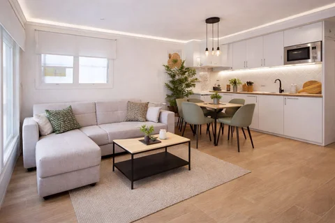 Piso en calle de Ramón Luján, 111 - Foto 1