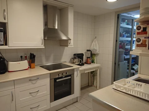 Piso en  Calle del Doctor Tolosa Latour 21 - Foto 25