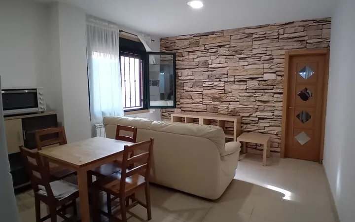 Piso en Calle Empedrada, 25, Casco Histórico de Barajas - Foto 1