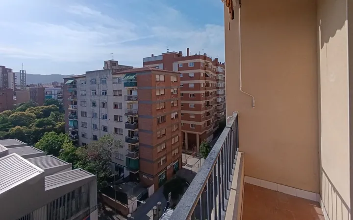 Piso en Calle Concepción Arenal, La Sagrera - Foto 3
