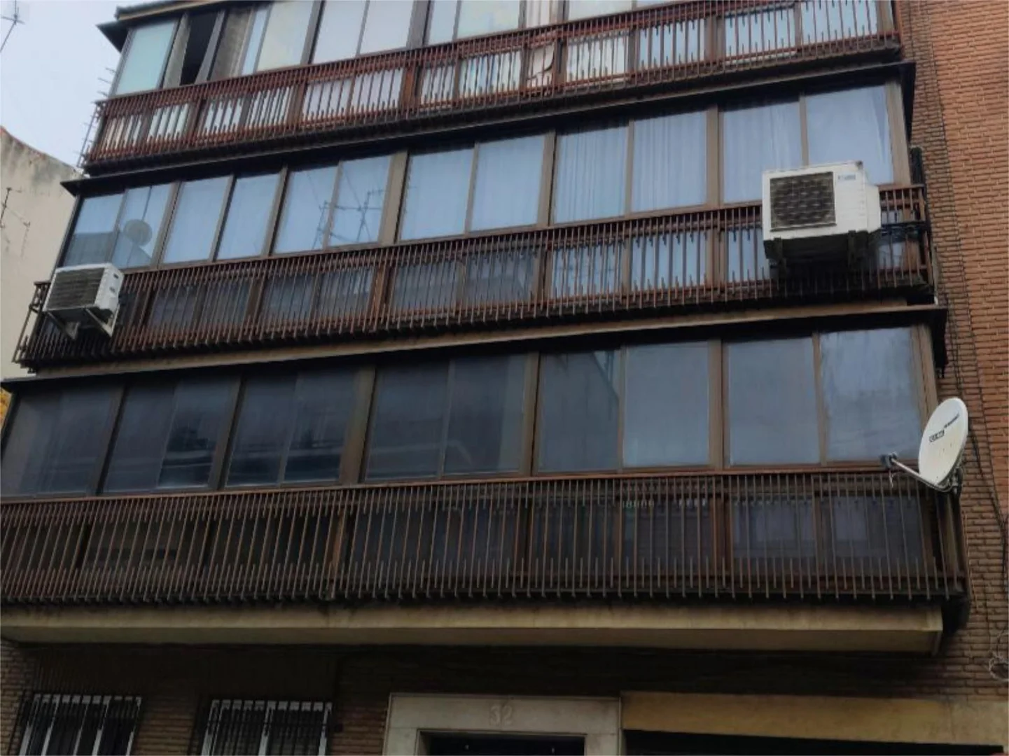 Piso en  Calle de Ramón Luján 32 - Foto 1