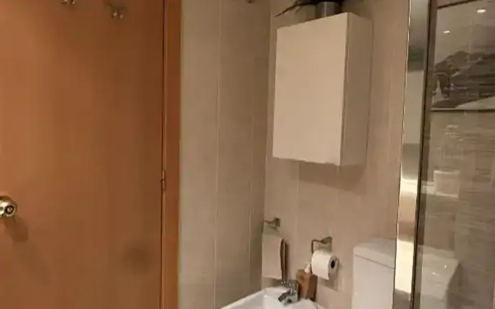 Piso en  Carrer de la Reina Amàlia 30 - Foto 9