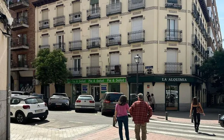 Piso en Calle de Galileo, 32 - Foto 6
